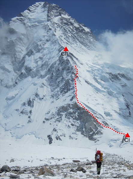 Die roten Punkte zeigen die Route und den am 7. Juli erreichten Punkt unterhalb von Lager II