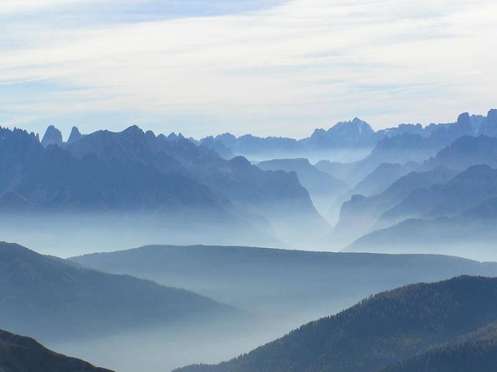 [1] Dolomiten