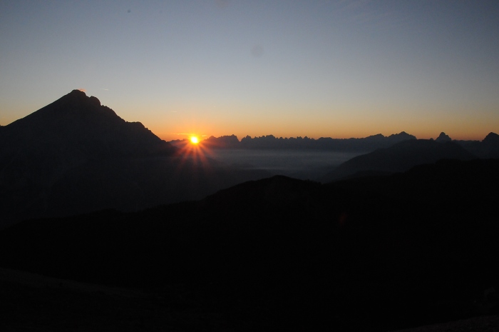 [52] Antelao bei Sonnenaufgang vom Monte Pelmo / Foto: Kalle Kubatschka