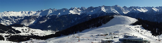 Blick vom Planseck über Komperdell zu den Ötztalern