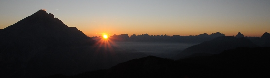 [52] Antelao bei Sonnenaufgang vom Monte Pelmo ©Kalle Kubatschka