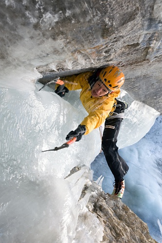 onsight-Begehung der mixed-Route flying circus, M10, Breitwangfluh, Berner Oberland %EF%BF%BD%EF%BF%BDRainer Eder
