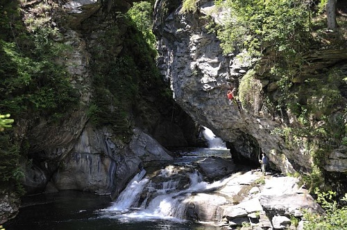 Gerhard Schaar in Mystic River 7a, Hochsteg, Foto: S. Klampferer