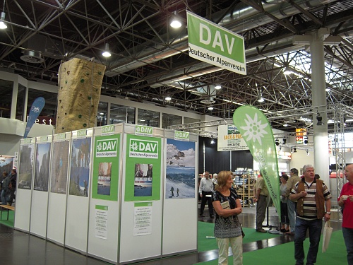 DAV-Stand auf der TourNatur