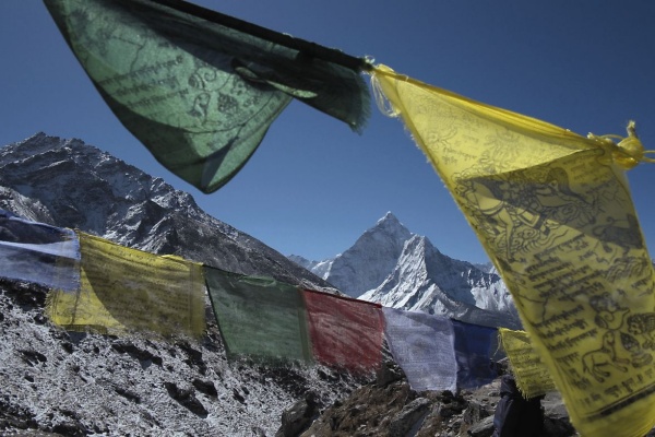 Amadablam %EF%BF%BD%EF%BF%BDBernd Ritschel