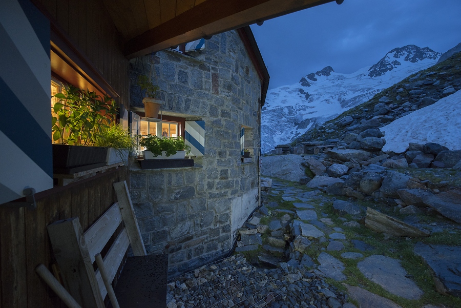 H%EF%BF%BD%EF%BF%BDtten - Sehnsuchtsorte in den Alpen
