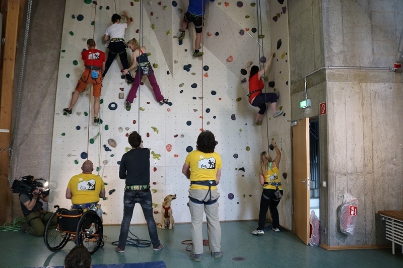 Marius Eilig: Paraclimbing mit der Handicap-Klettergruppe