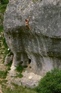 Chimpanzodrome 7c+, Saussois, Frankreich / Foto: Jo%C3%ABl Chabert %A9 Grimporama.com