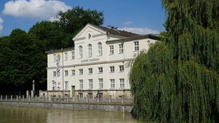 Modernisierung des Alpinen Museums