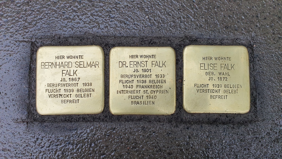 6. Stolpersteinverlegung f%EF%BF%BDr die Familie von Bernhard Falk