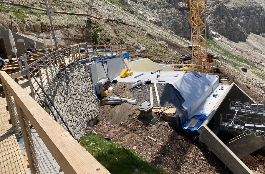 Grobaustelle neue Seilbahnstation unterhalb der Klner Htte - Foto: AVS