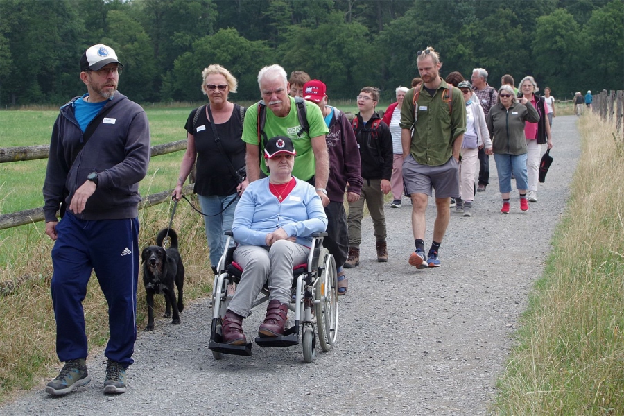 Alpen.Leben.Menschen.Inklusion.Wandern / Foto: Hanno Jacobs