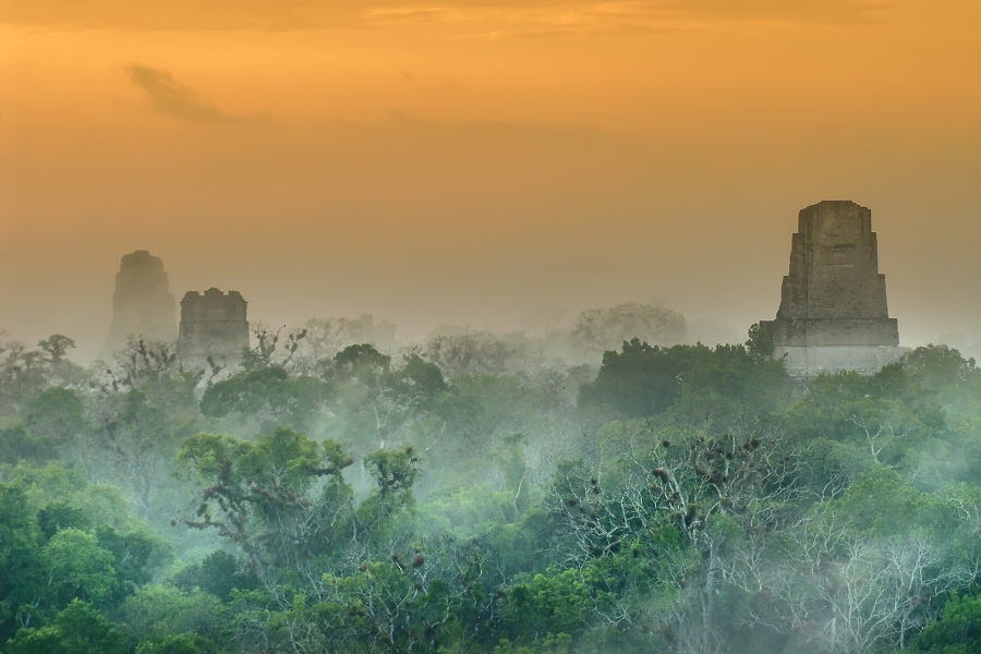 Martin Engelmann: Die Weisheit der Maya - Mexiko, Guatemala, Belize / Grenzgang