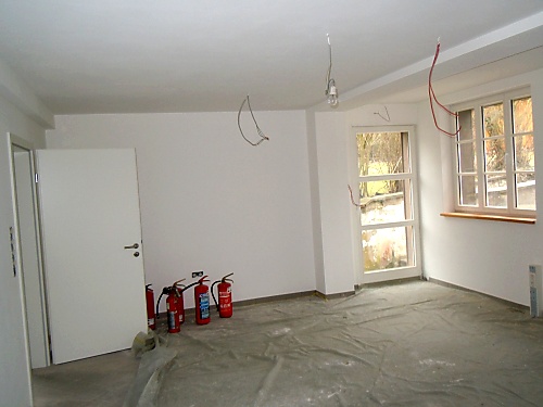 29.01.2012: Der Innenausbau geht weiter (Seminarraum) / Foto: DAV Rheinland-K%EF%BF%BD%EF%BF%BDln