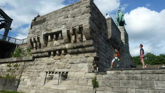 [18] Kletteranlage Hohenzollernbr%C3%BCcke
